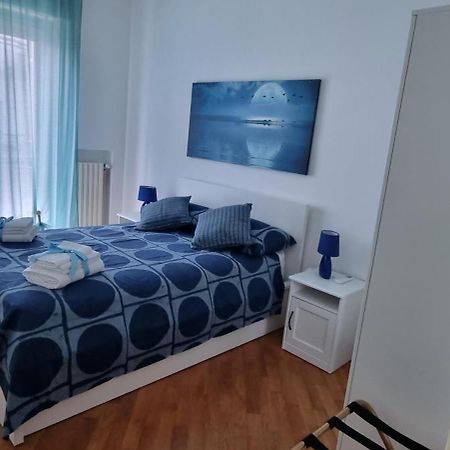 Casa Dante Center Apartment Bari Luaran gambar