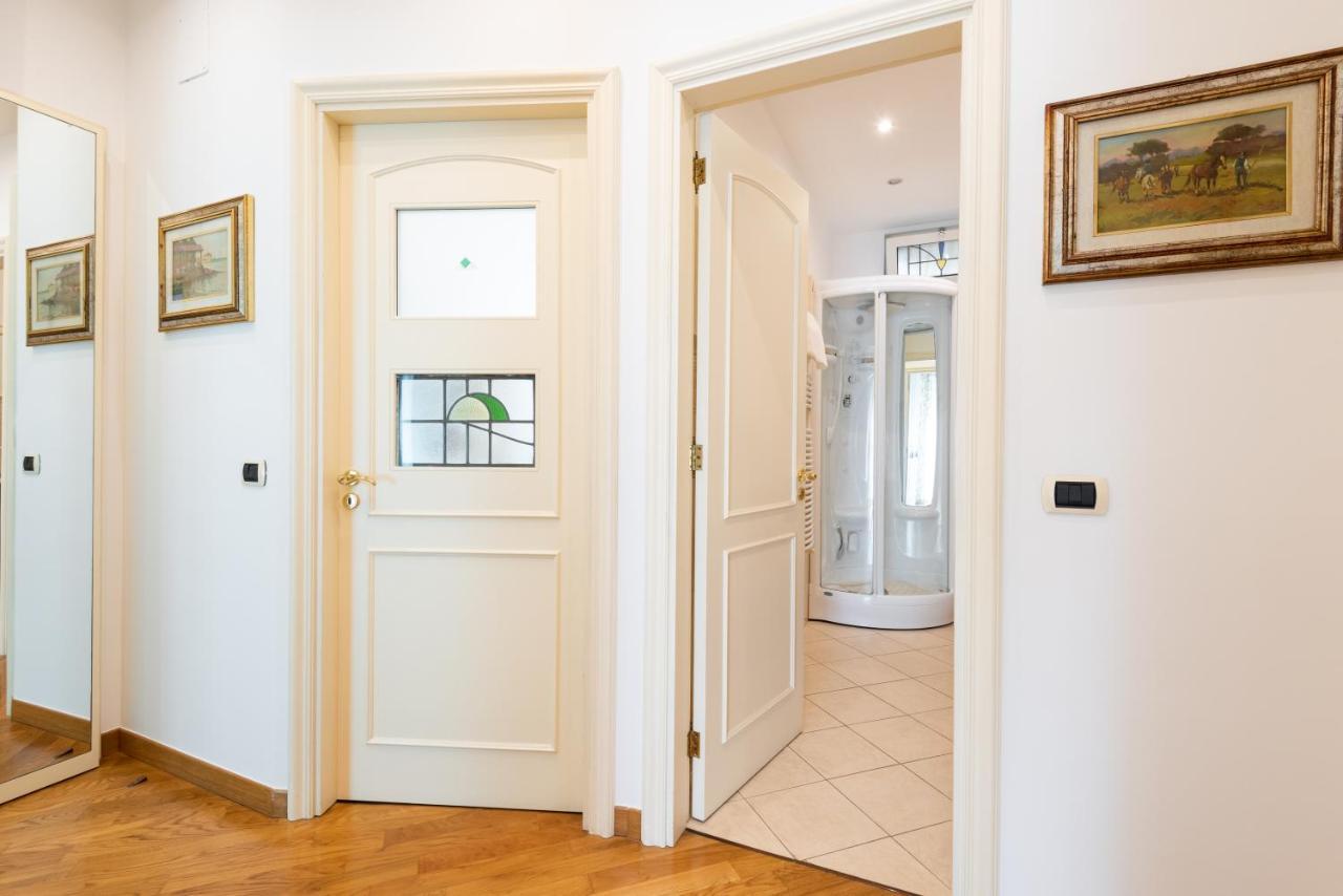 Casa Dante Center Apartment Bari Luaran gambar
