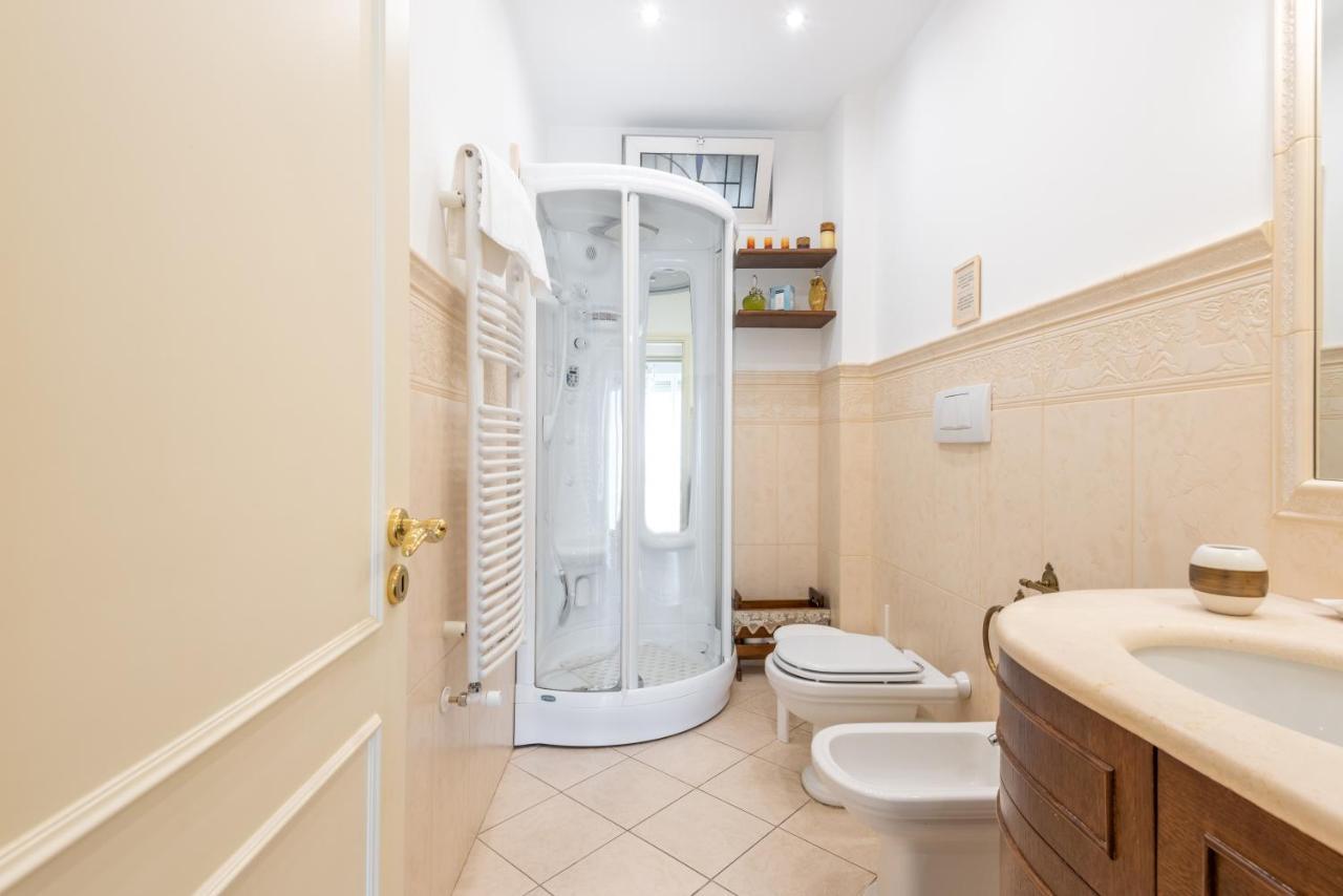 Casa Dante Center Apartment Bari Luaran gambar